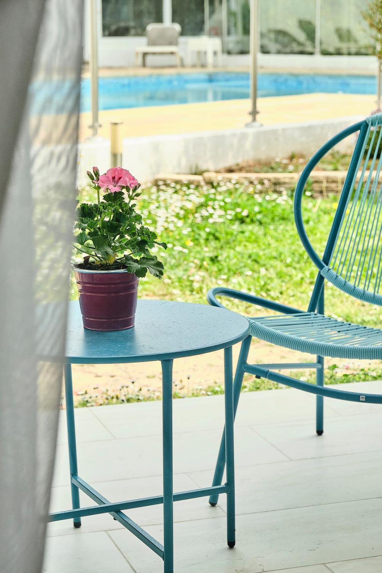Artemia Aigues-Mortes - Hotel Avec Piscine Экстерьер фото