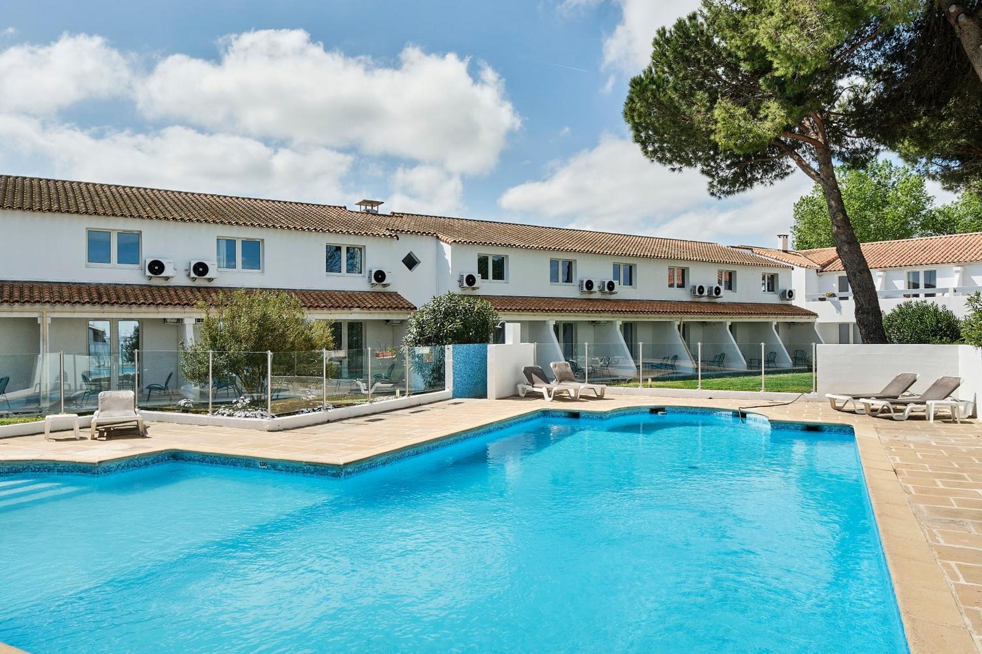 Artemia Aigues-Mortes - Hotel Avec Piscine Экстерьер фото
