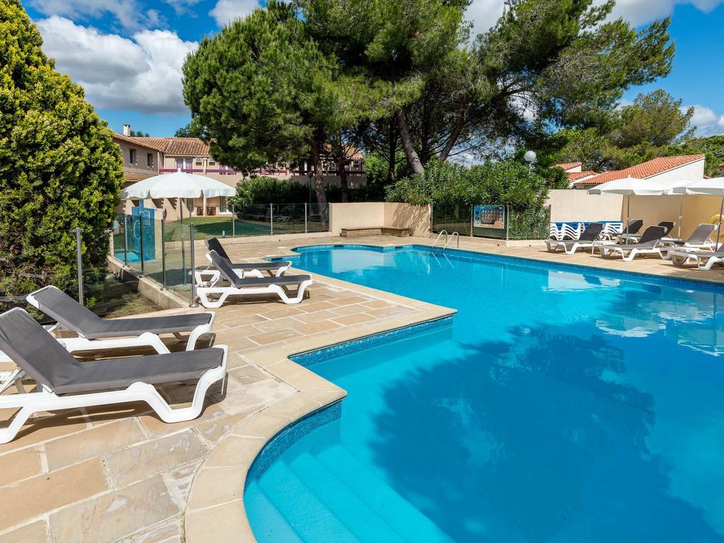 Artemia Aigues-Mortes - Hotel Avec Piscine Экстерьер фото