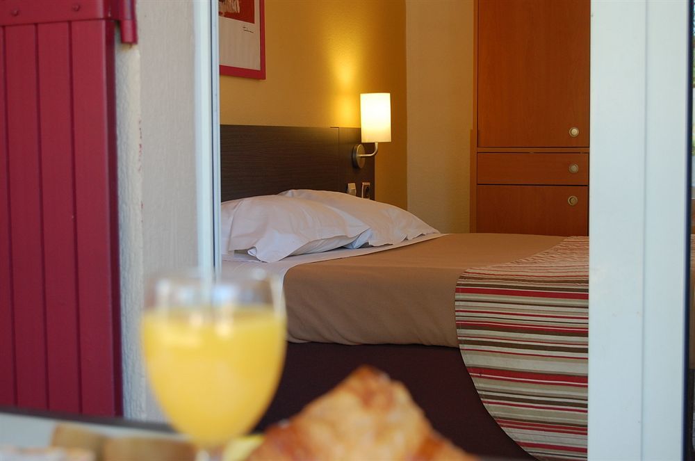 Artemia Aigues-Mortes - Hotel Avec Piscine Экстерьер фото