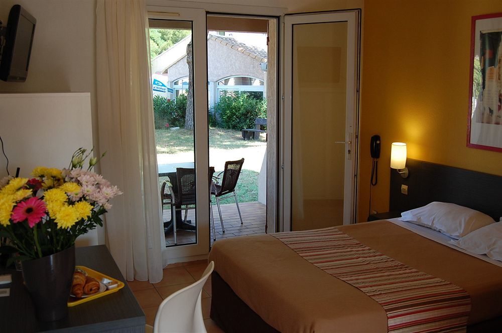Artemia Aigues-Mortes - Hotel Avec Piscine Экстерьер фото